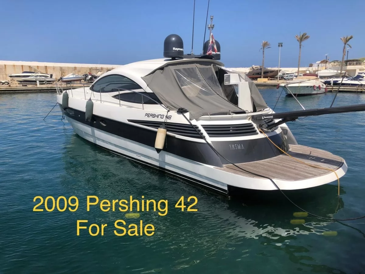 Pershing 42